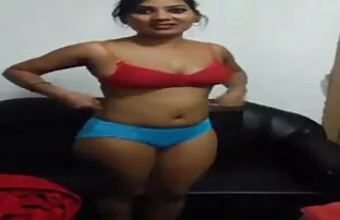 Cougar brune aux film porno vf streaming gros seins cogne et crie